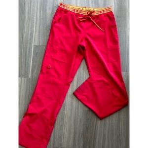 🔻Med Couture Activate Red Scrub Pants🔻